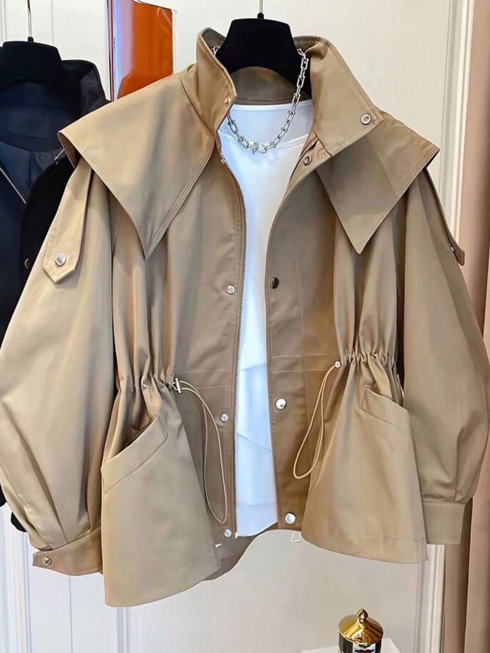 Solid Color Woven Fabric Drawstring Pockets Front Button Trench Coat, Casua
